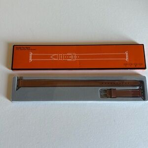 Double tour band for 42mm smartwatch